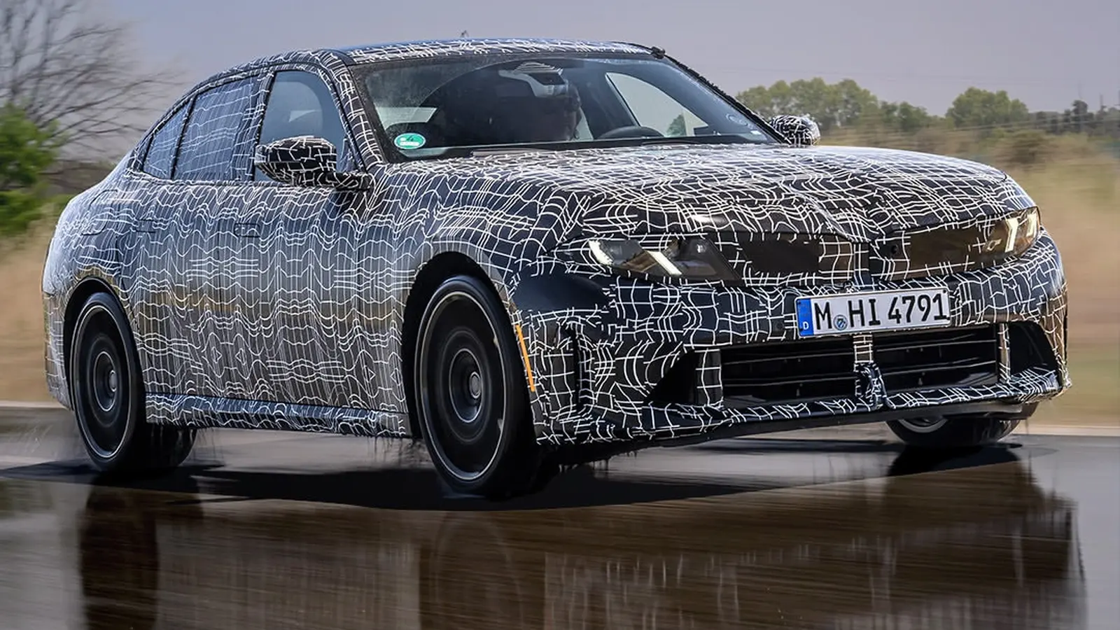 2027. aasta BMW 3. seeria M350 xDrive saabub sügisel