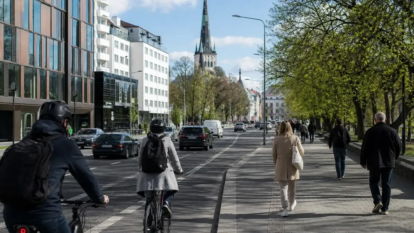 Eksperdid: Tallinn ja Tartu on endiselt autokesksed linnad