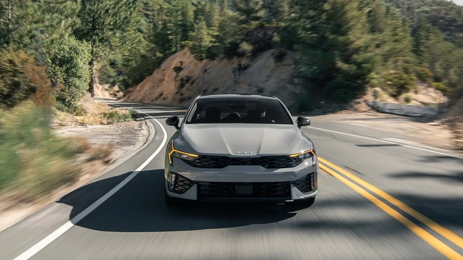 2027 Kia K5 mudelivalik väheneb, LXS on uus baasmudel