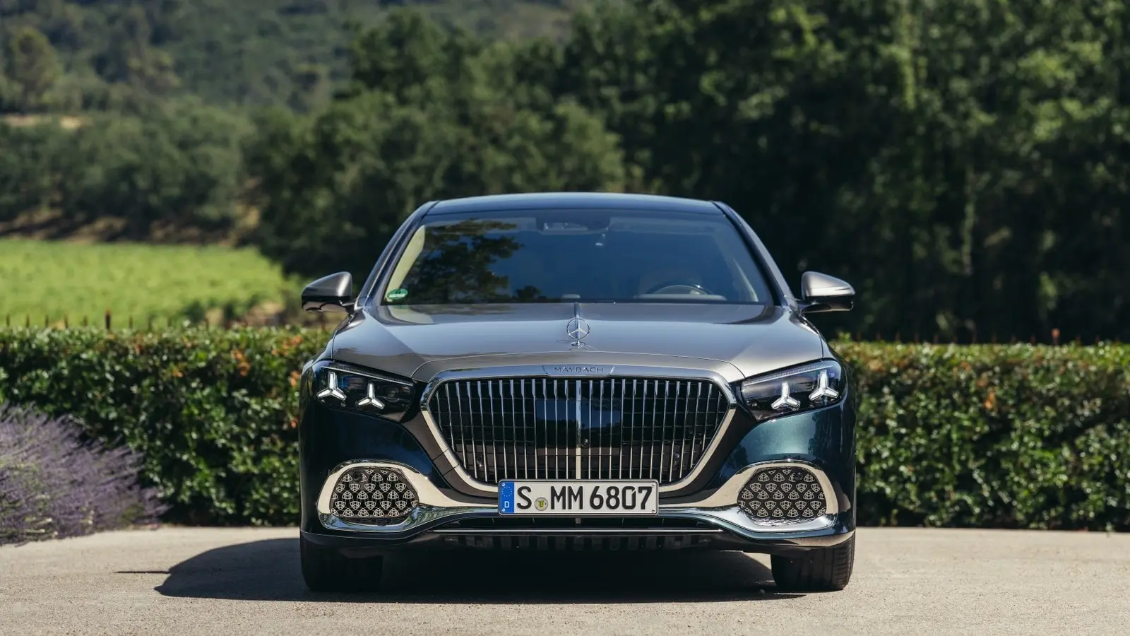 Mercedes võib kõrgete kulude tõttu sulgeda kaks tehast