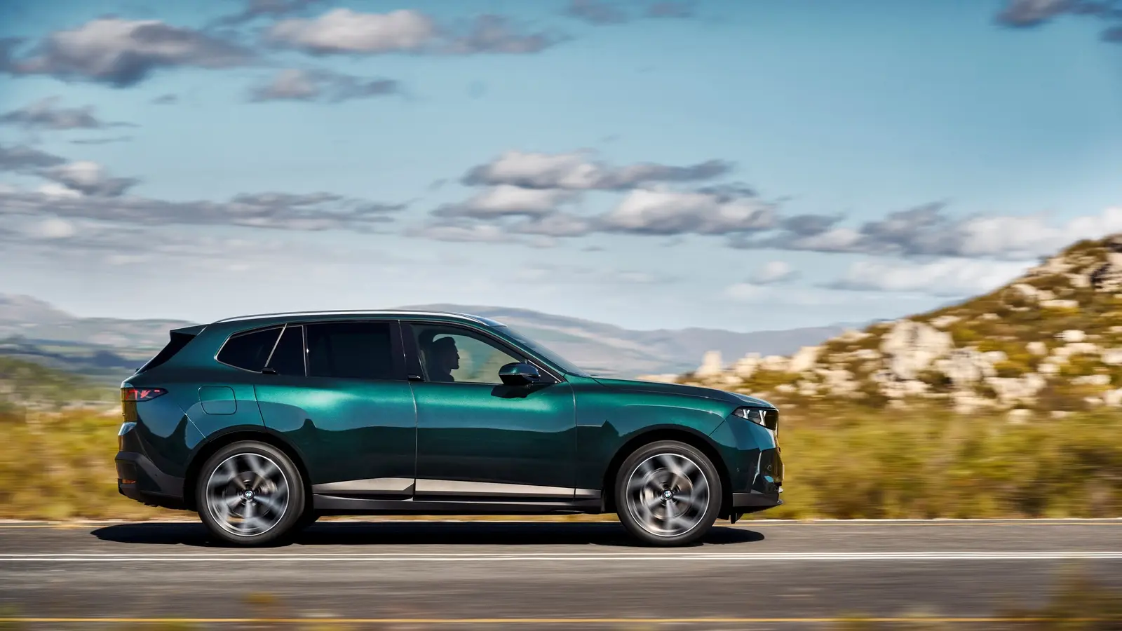 BMW X5 ja iX5 uue põlvkonna hinnad Briti turul