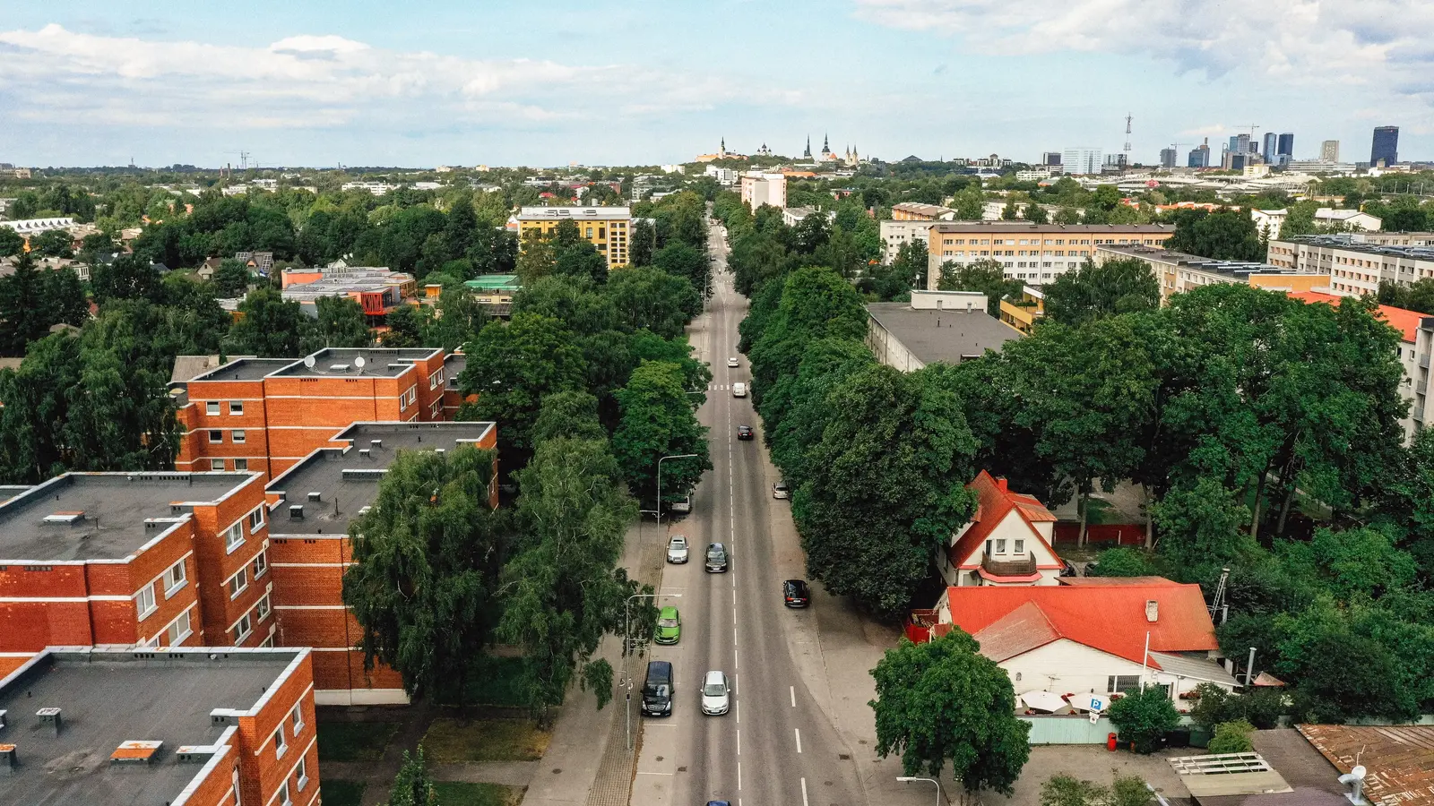 Tallinn lihtsustab 2027. aastast linnamaa parkimist