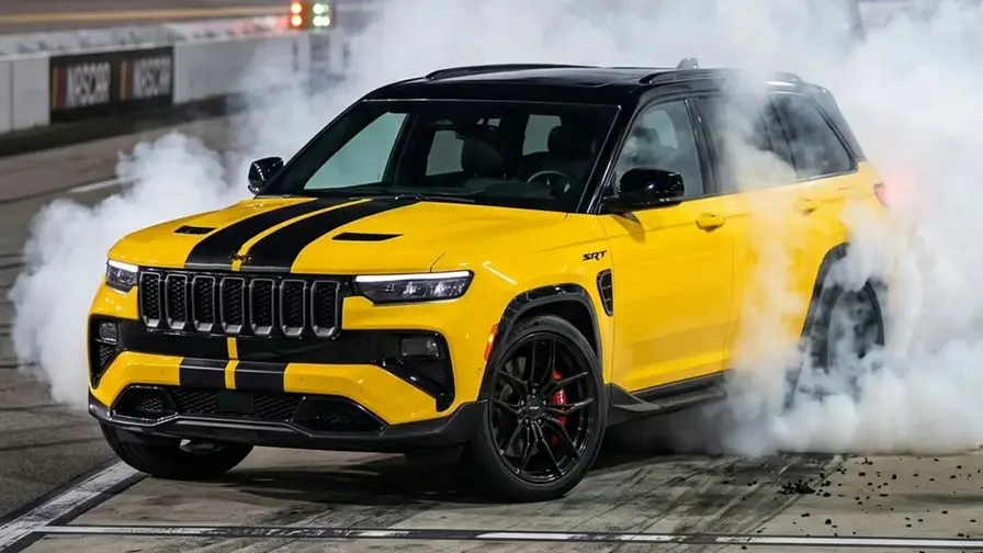 Jeep Grand Cherokee SRT CGI toob V8 unistuse taas ellu Jeep Grand Cherokee SRT CGI toob V8 unistuse taas ellu