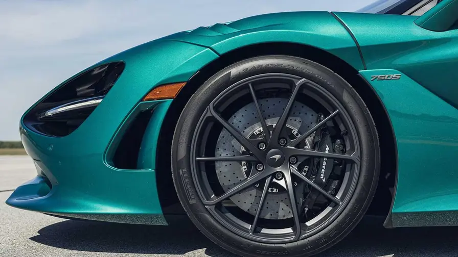 McLaren plaanib hübriidsuperautot ja luksuslikku SUV-i