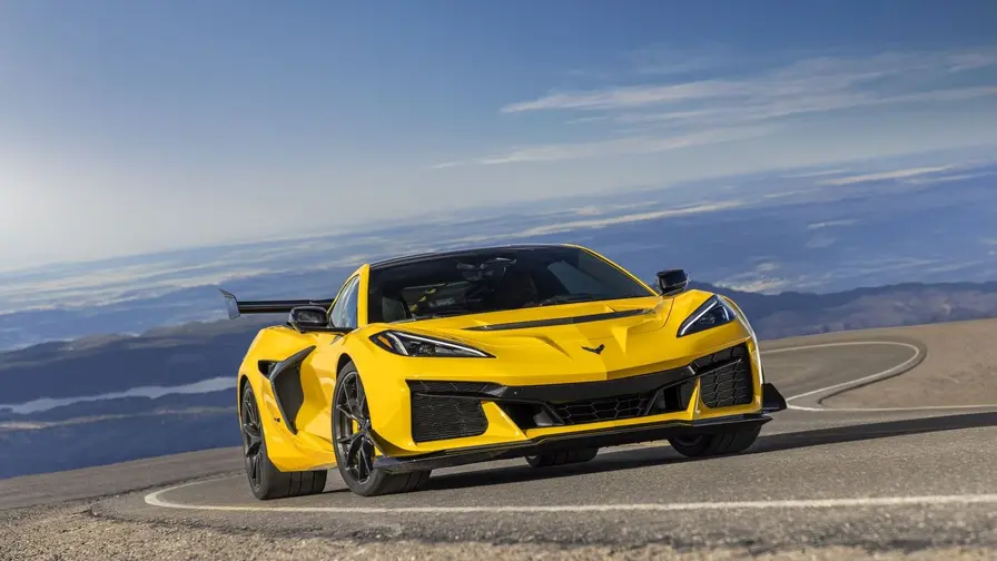 Chevrolet Corvette 2027 mudelid kallinesid 300 dollarit Chevrolet Corvette 2027 mudelid kallinesid 300 dollarit